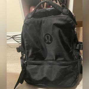 Lululemon backpack 22L